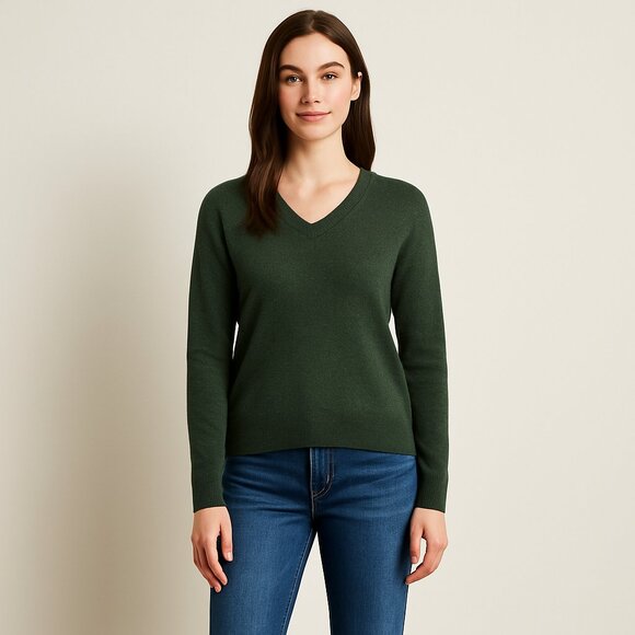 Isaac Mizrahi Women’s V Neck 100% Merino Wool Sweater - Picture 1 of 6